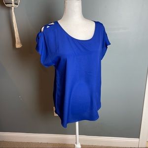 Express Short Sleeve Shirt • S